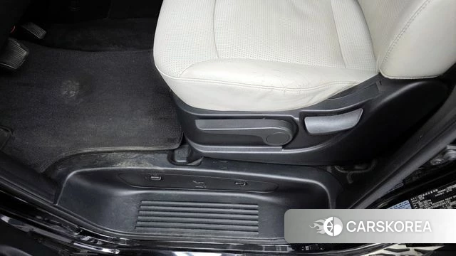 Hyundai The New Grand Starex id 4304913 из Кореи 18