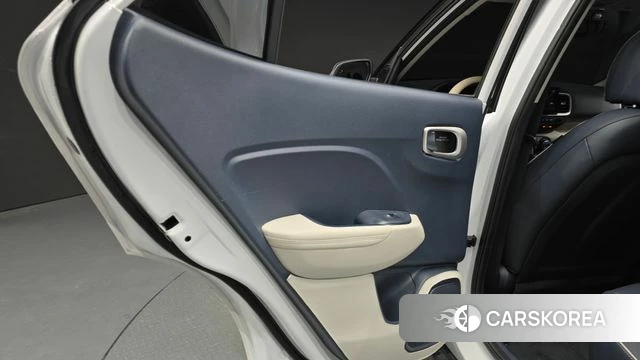 Hyundai Venue id 4400854 из Кореи 18