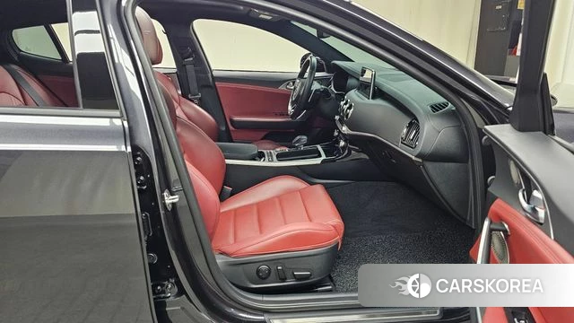 Kia Stinger id 4677898 из Кореи 18