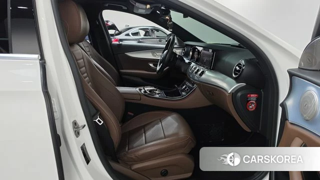 Mercedes-Benz E-Class W213 id 4785287 из Кореи 18