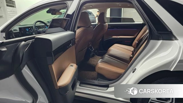 Hyundai Grandeur Hybrid (GN7) id 4200865 из Кореи 18