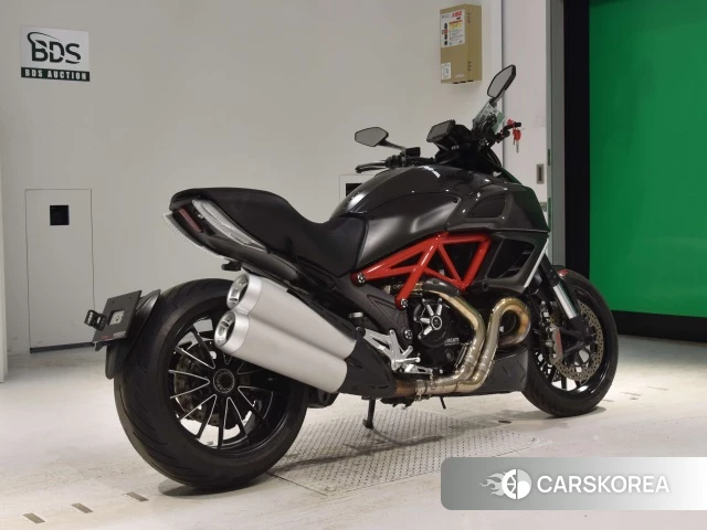 Проданный Ducati DIAVEL 2013 из Японии, фото 2
