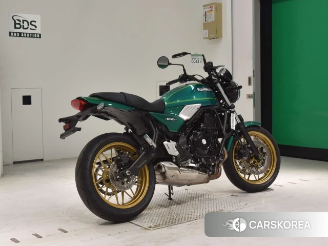 Проданный Kawasaki Z650RS 2023 из Японии, фото 2