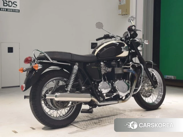 Проданный Triumph BONNEVILLE T100 2010 из Японии, фото 2