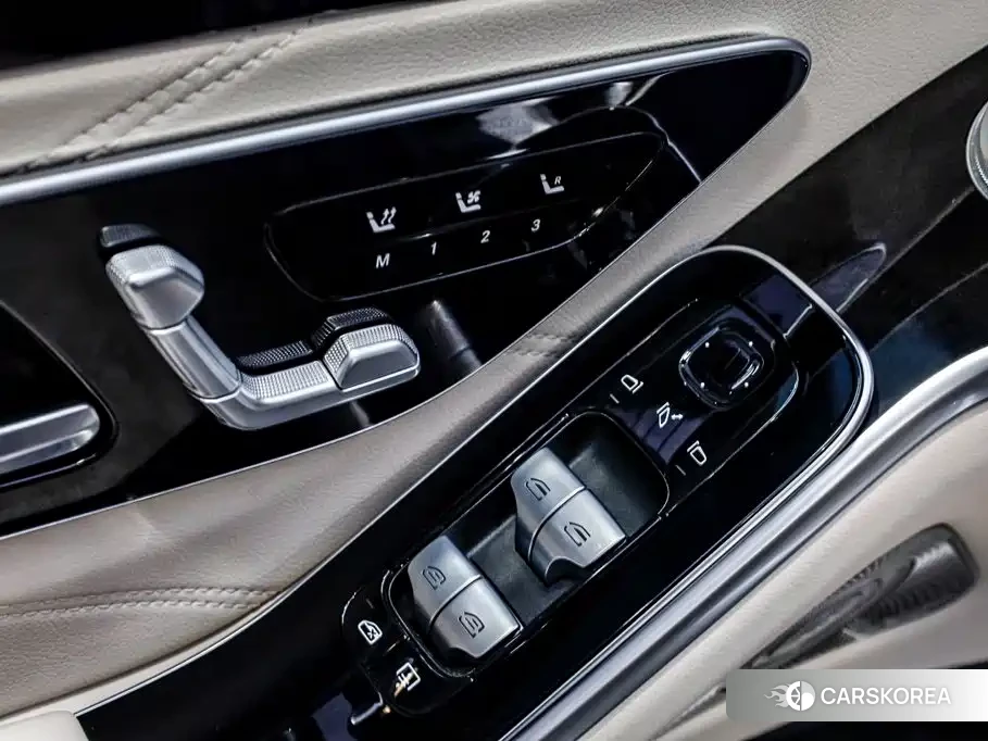Mercedes-Benz Maybach S-Class id 4649398 из Китая 18