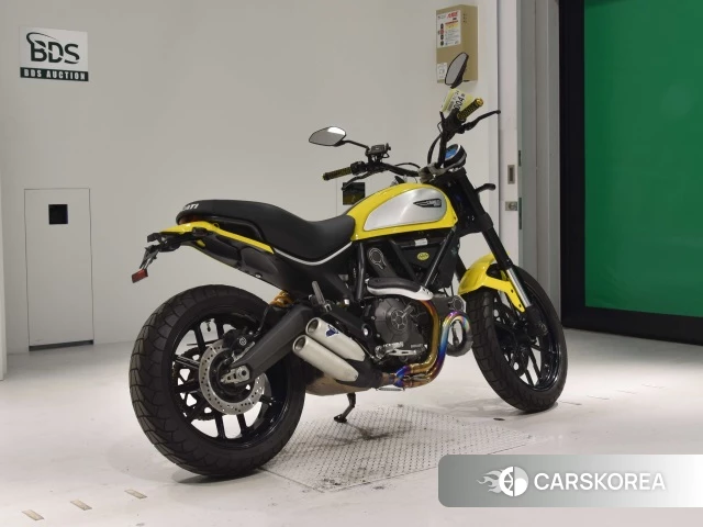 Проданный Ducati SCRAMBLER ICON 2015 из Японии, фото 2