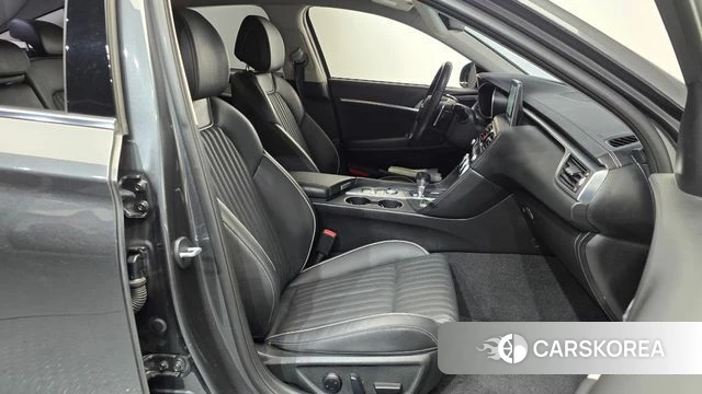 Genesis G70 id 4596440 из Кореи 18