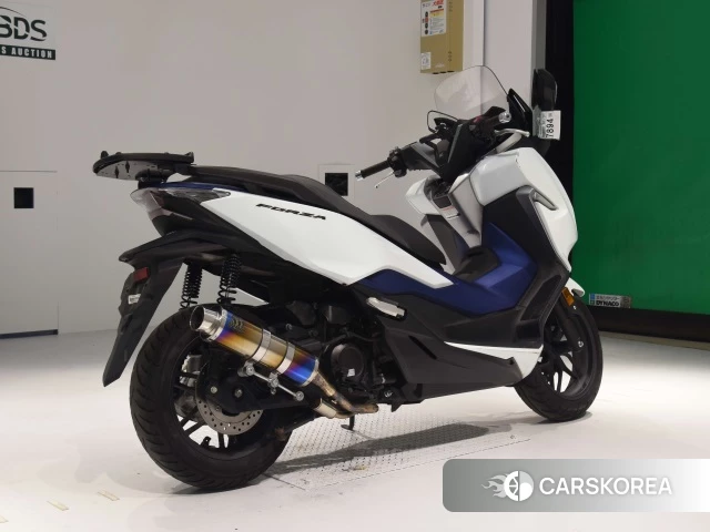 Проданный Honda FORZA 2018 из Японии, фото 2