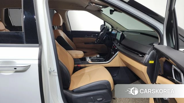 Kia Carnival 4th generation id 4243796 из Кореи 18