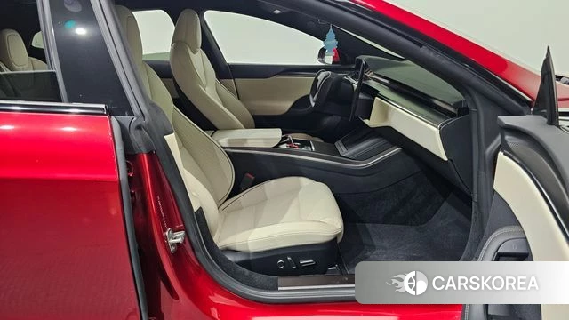 Tesla Model S id 4630774 из Кореи 18
