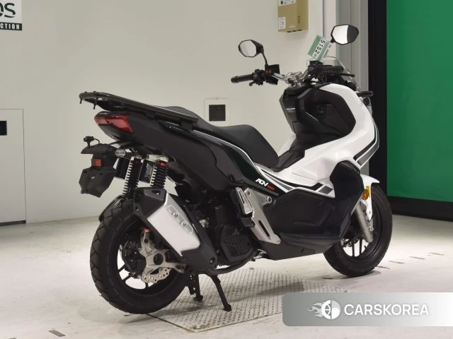 Проданный Honda ADV150 2019 из Японии, фото 2