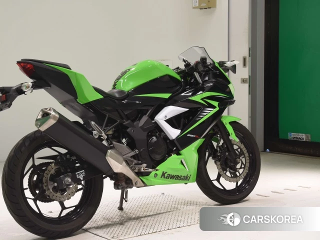 Проданный Kawasaki NINJA 250SL 2015 из Японии, фото 2
