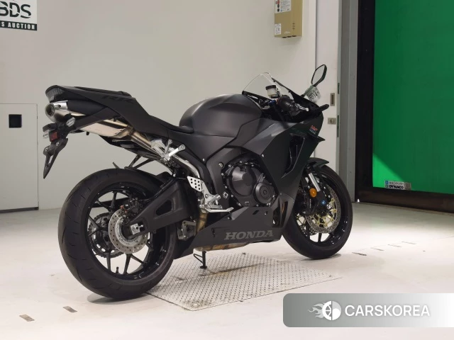 Проданный Honda CBR600RR 2024 из Японии, фото 2