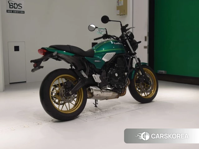 Проданный Kawasaki Z650RS 2023 из Японии, фото 2
