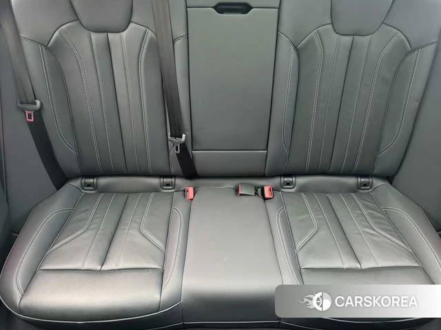 Audi Q5L id 4275391 из Китая 18