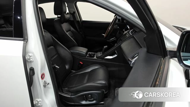Jaguar E-PACE id 4836779 из Кореи 18