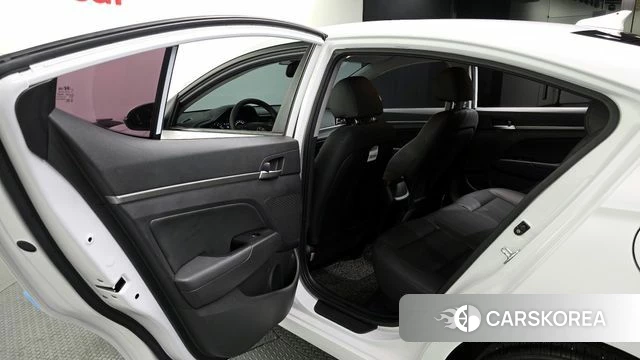 Hyundai The New Avante AD id 4203392 из Кореи 18