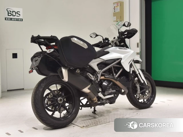 Проданный Ducati HYPERSTRADA 2013 из Японии, фото 2