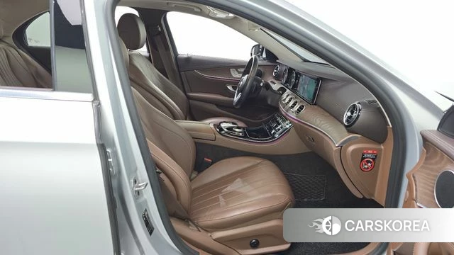 Mercedes-Benz E-Class W213 id 4780792 из Кореи 18