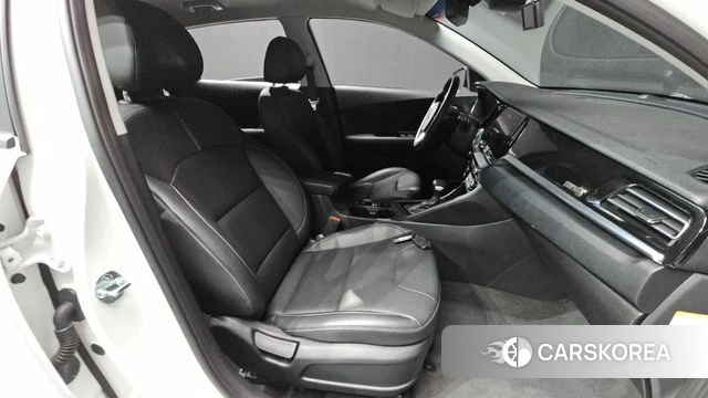 Kia The New Niro id 4268353 из Кореи 18