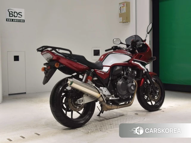 Проданный Honda CB400SF BOLDOR ABS 2018 из Японии, фото 2