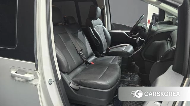 Hyundai Staria id 4468677 из Кореи 18