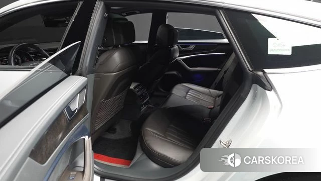 Audi A7 (4K) id 4362474 из Кореи 18