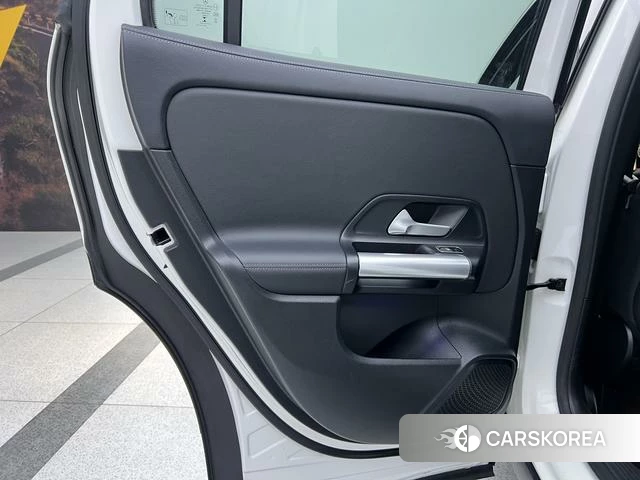 Mercedes-Benz GLA id 4208977 из Китая 18