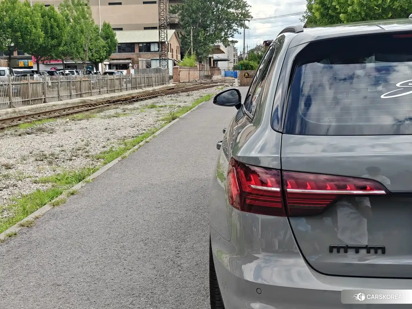 Audi A4L id 4600922 из Китая 18