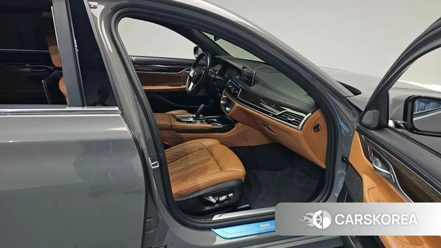 BMW 7 Series (G11) id 4293731 из Кореи 18