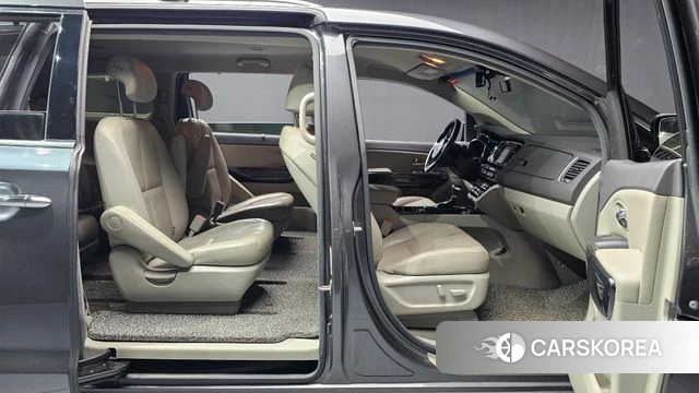 Kia All New Carnival id 4345791 из Кореи 18