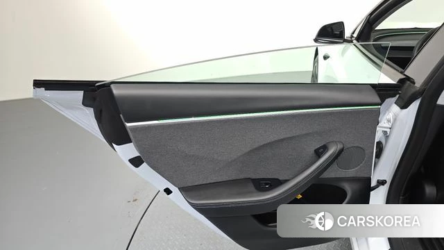 Tesla Model 3 id 4749267 из Кореи 18