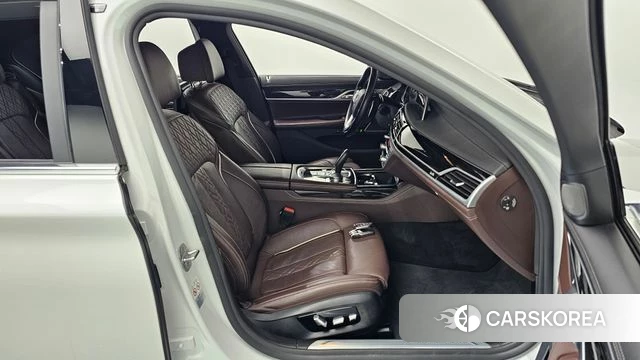 BMW 7 Series (G11) id 4246049 из Кореи 18