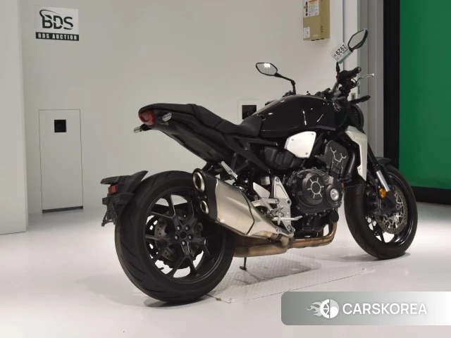 Проданный Honda CB1000R id 4176505 из Японии, фото 2