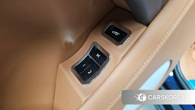 Bentley Bentayga id 4543022 из Кореи 18