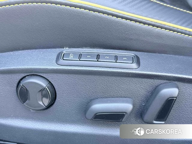Volkswagen CC id 4265955 из Китая 18