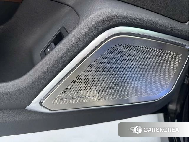 Audi A7L id 4300881 из Китая 18