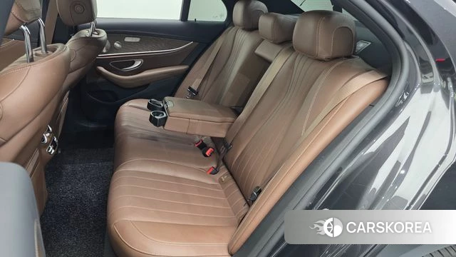 Mercedes-Benz E-Class W213 id 4480836 из Кореи 18