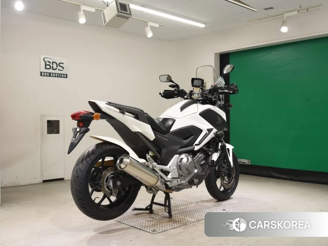 Проданный Honda NC700X LD DCT 2013 из Японии, фото 2