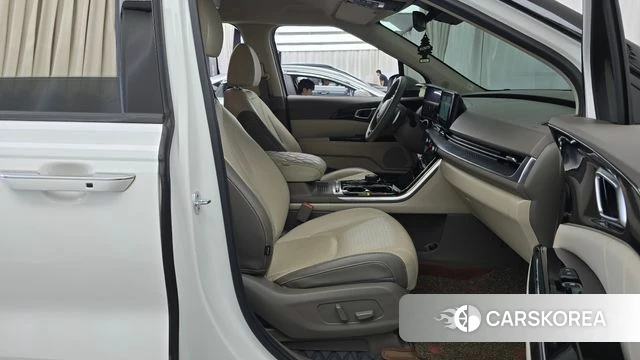 Kia Carnival 4th generation id 4929568 из Кореи 18