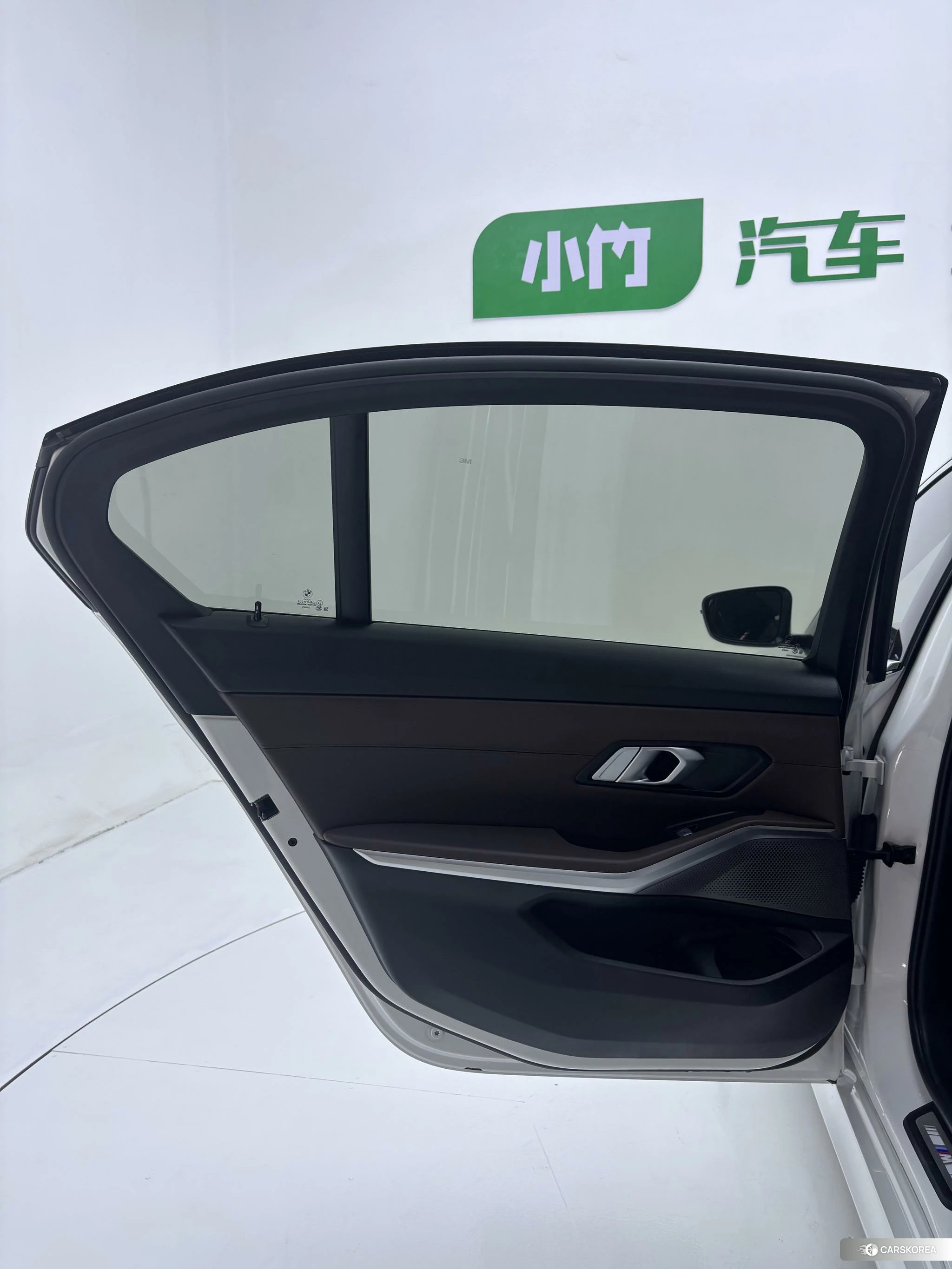 BMW 3 series id 4498754 из Китая 18