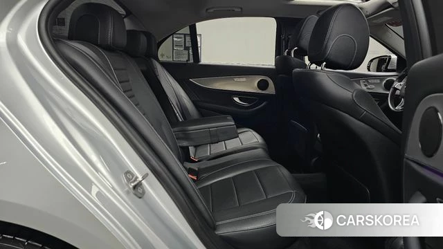Mercedes-Benz E-Class W213 id 4698972 из Кореи 18