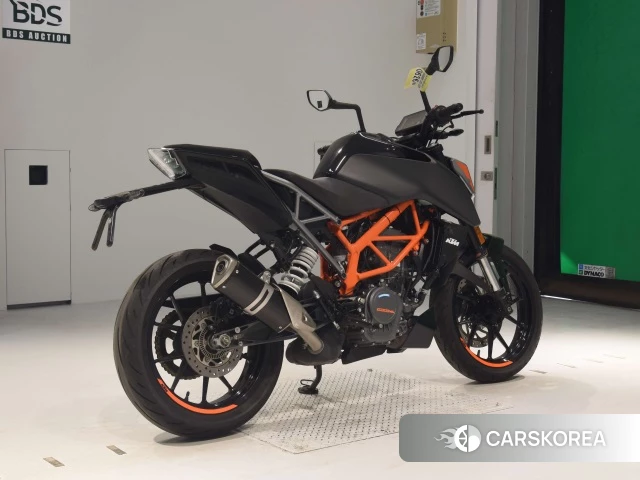 Проданный KTM 125 DUKE 2021 из Японии