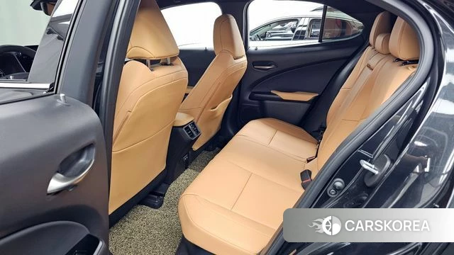Lexus UX250h id 4308681 из Кореи 18