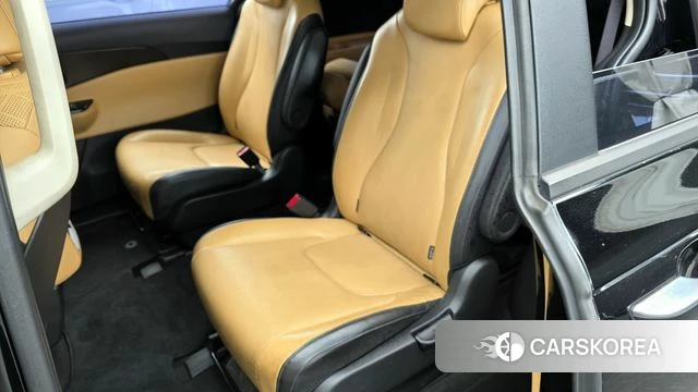 Kia Carnival 4th generation id 4323149 из Кореи 18