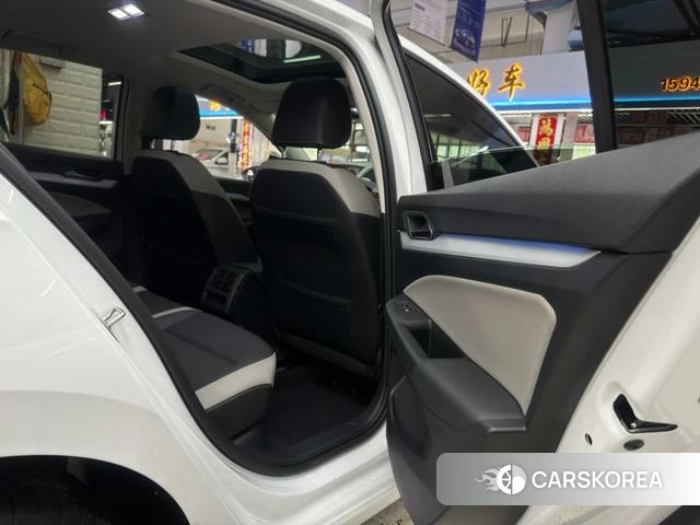 Volkswagen Golf id 4335001 из Китая 18