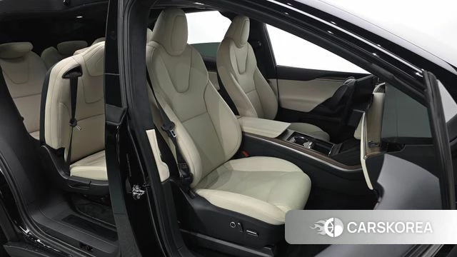 Tesla Model X id 4591575 из Кореи 18