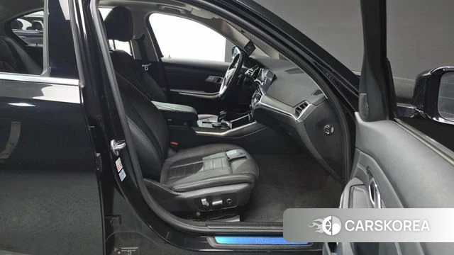 BMW 3 Series (G20) id 4202802 из Кореи 18