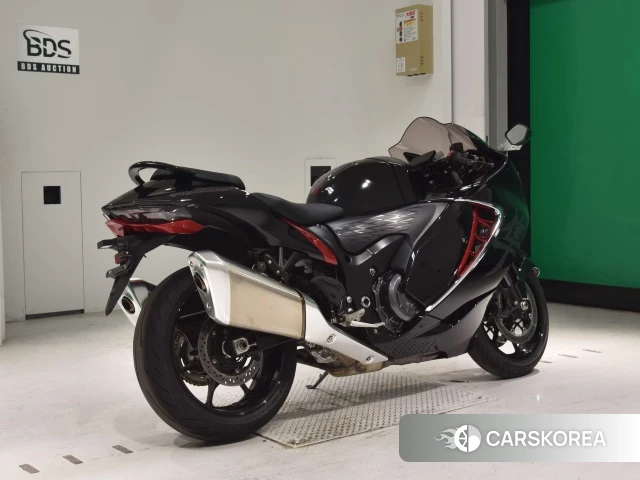 Проданный Suzuki GSX1300R HAYABUSA 2021 из Японии, фото 2