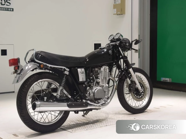 Проданный Yamaha SR400 2019 из Японии